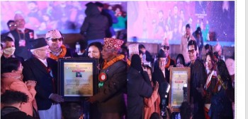 एपिक म्युजिक अवार्डमा नायक राजेश हमाल र गायक रत्न बेहोशी सम्मानित